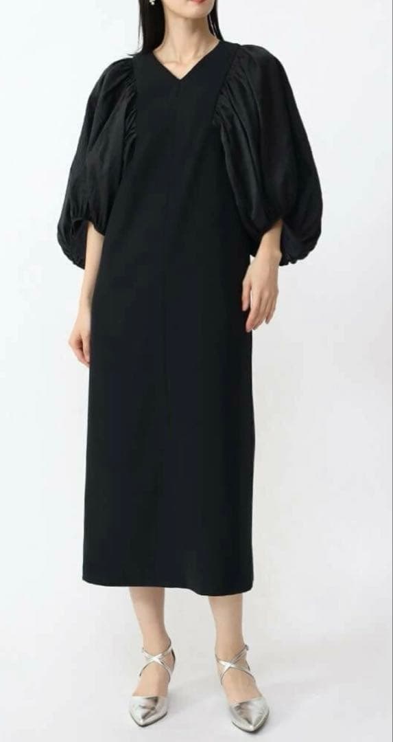 ヤマダヤ　パフスリーブ　ワンピース