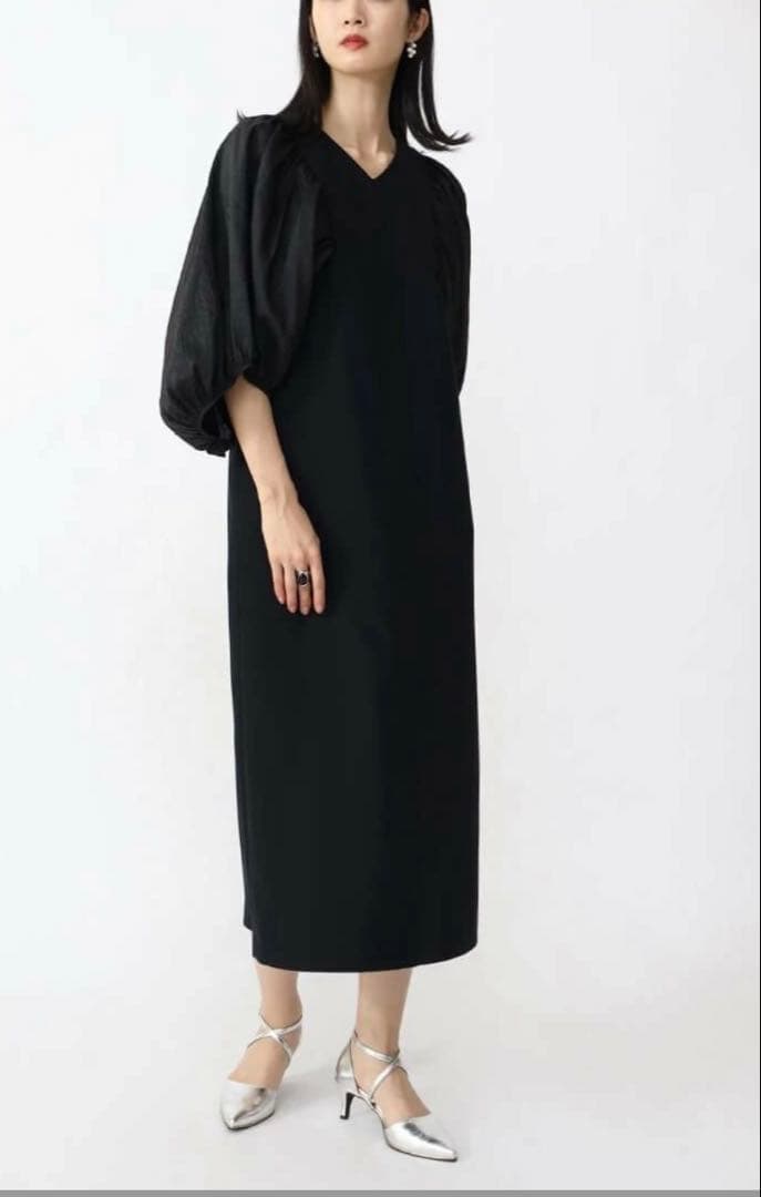 ヤマダヤ　パフスリーブ　ワンピース