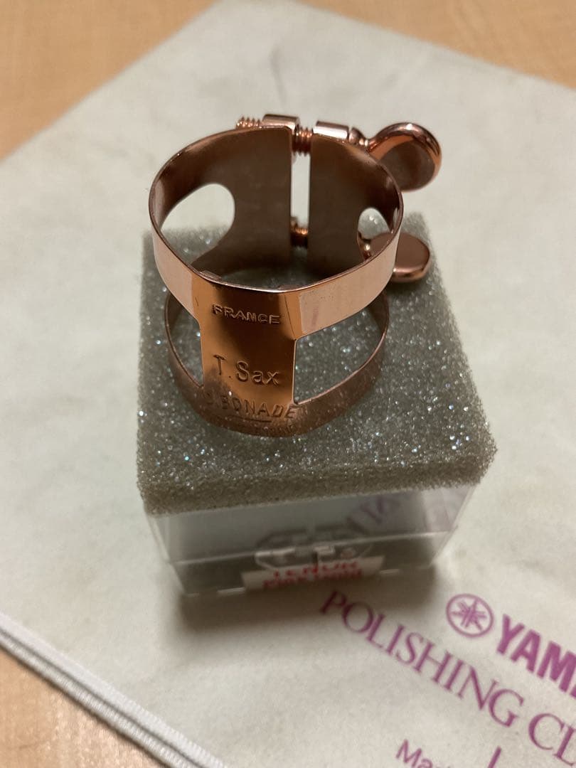 ダニエルボナード　テナーサックス用リガチャーPGP 定価35860円