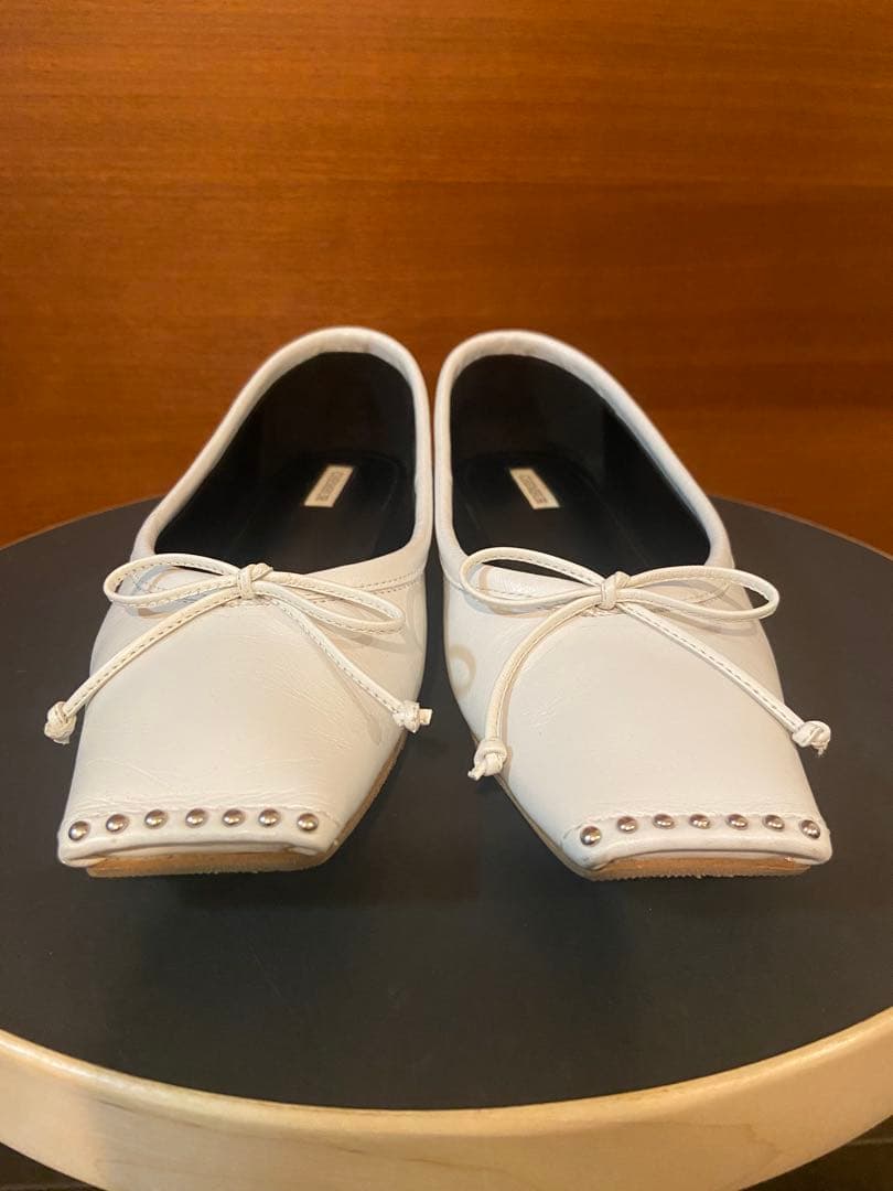 美品 CHEMBUR チェンバー スクエアバレエシューズスタッズ