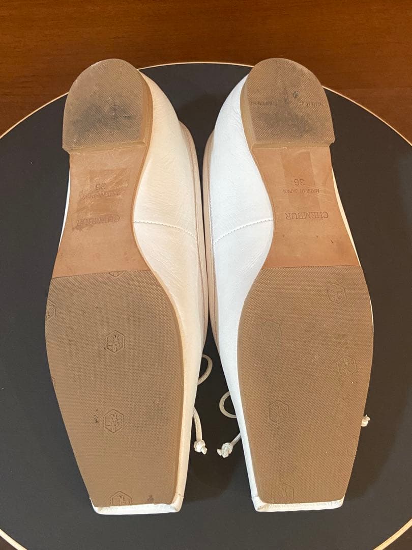 美品 CHEMBUR チェンバー スクエアバレエシューズスタッズ