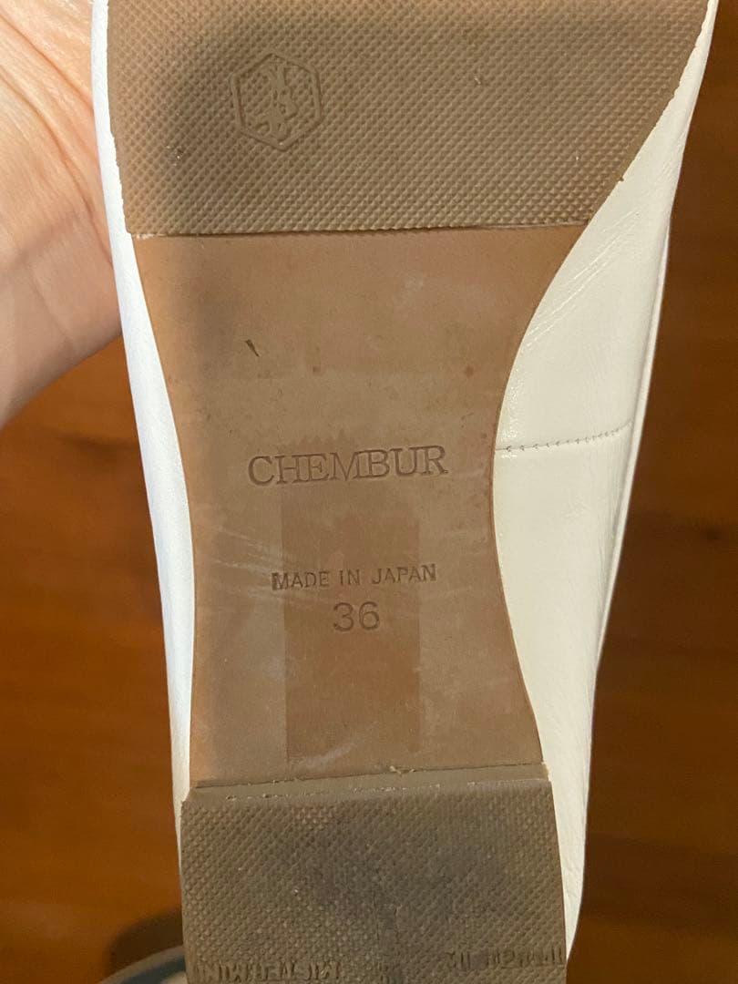 美品 CHEMBUR チェンバー スクエアバレエシューズスタッズ