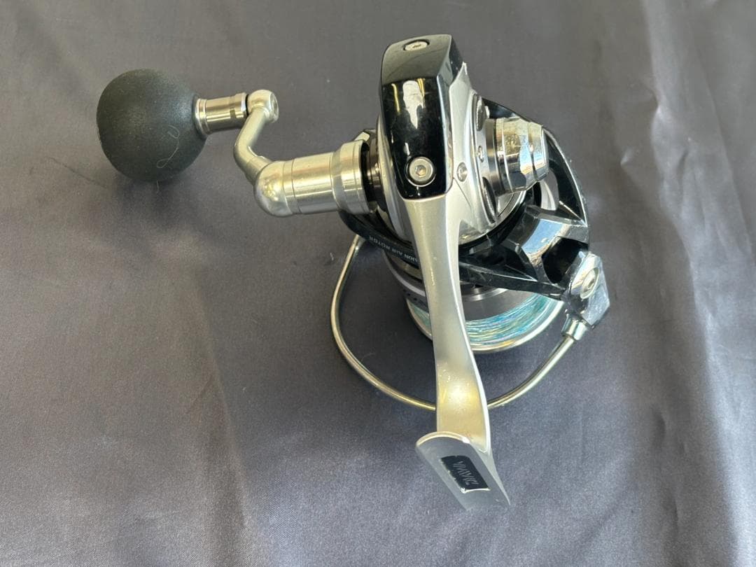 Daiwa Catalina 4000 スピニングリール　PE3号付き