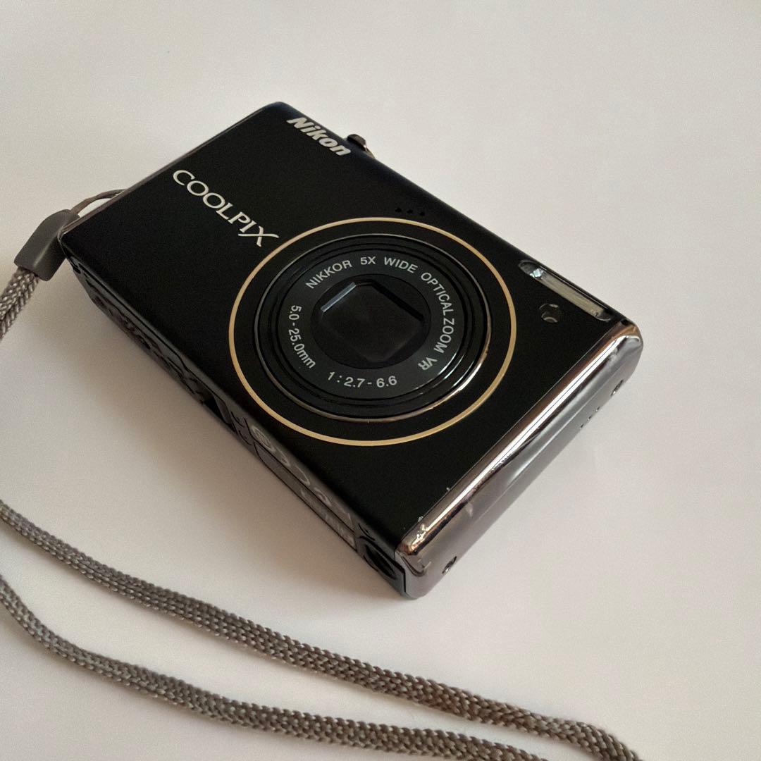 Nikon COOLPIX デジタルカメラ 充電器付き