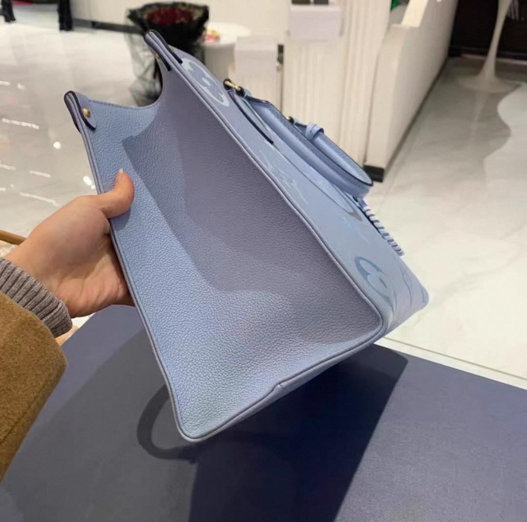 ライトブルー トートバッグ Onthego 35*14*27