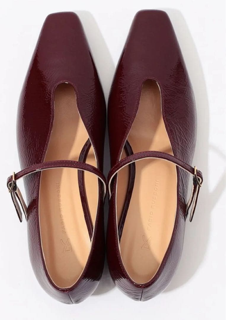 FABIO RUSCONI エナメルメリージェーン　フラットシューズ