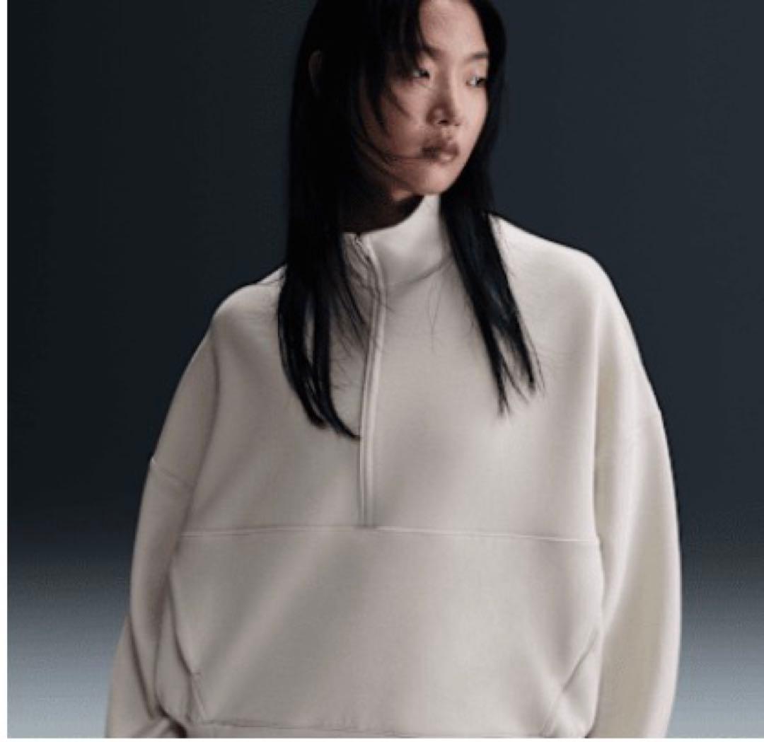 24.7 1mpossiblySoft Dri-FIT オーバーサイズド　トップ