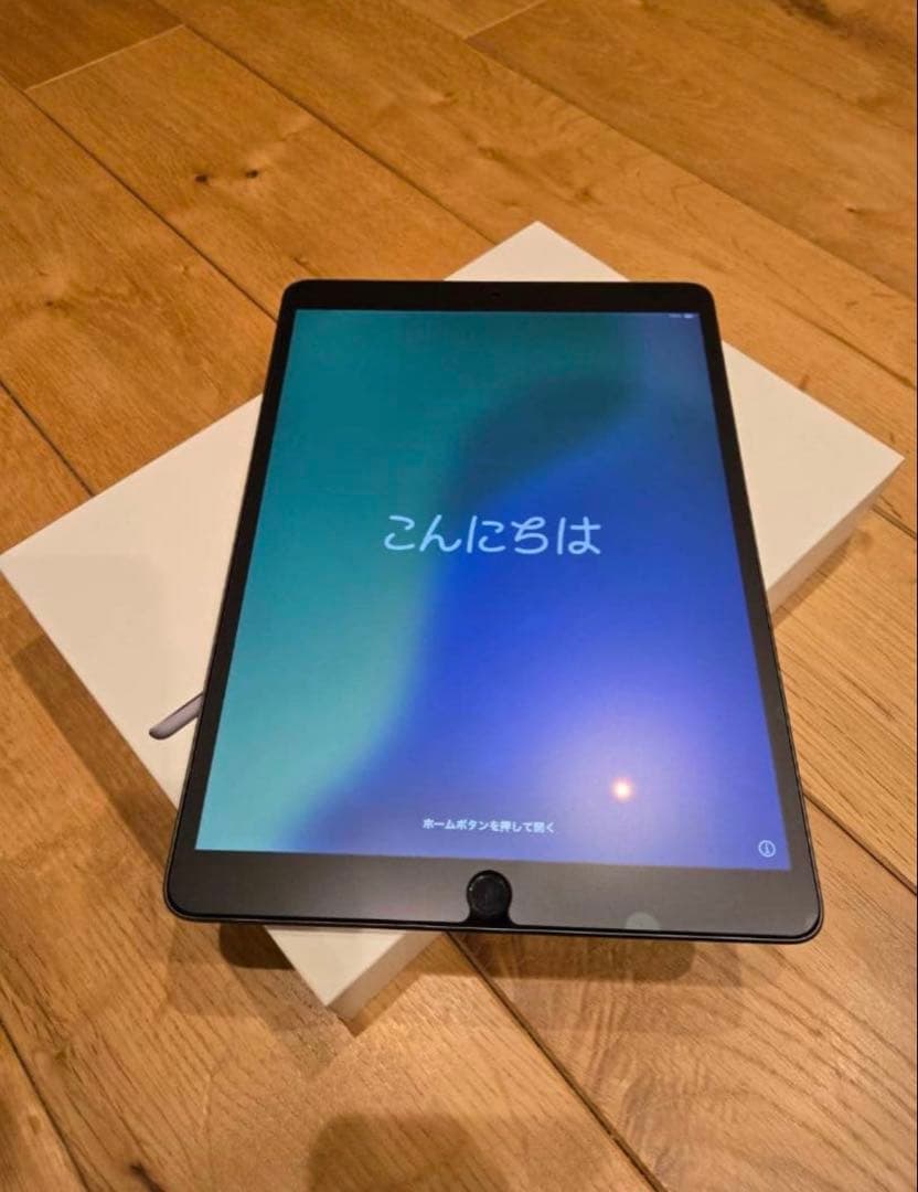 Apple iPad Air 第3世代 256GB Wifi+Cellular