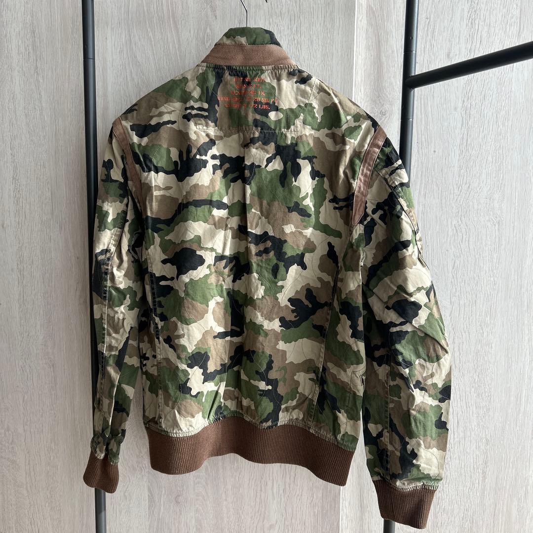 【新品、タグ付き】AVIREXイージーステンシルジャケット ミリタリーブルゾン