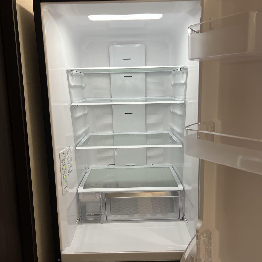 美品　日立　冷蔵庫　R-V32SV 2023年製 315L 右開き　送料無料