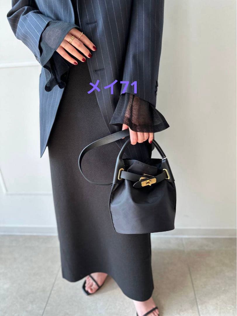 Curensology ランタンスリーブニットワンピース