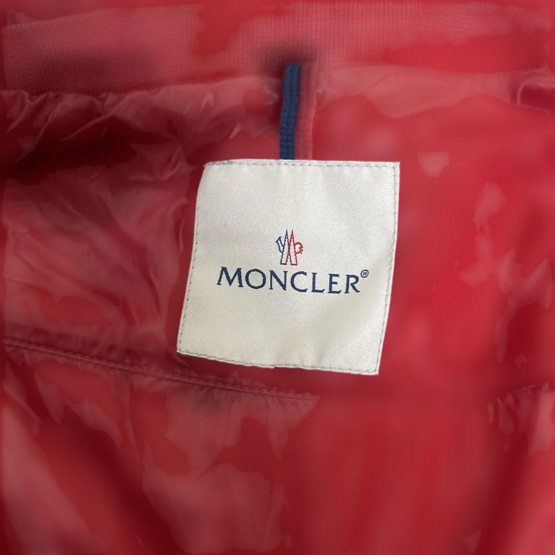 新品タグ付き 正規品　モンクレール ブルゾン ナイロンジャケット レッド　S