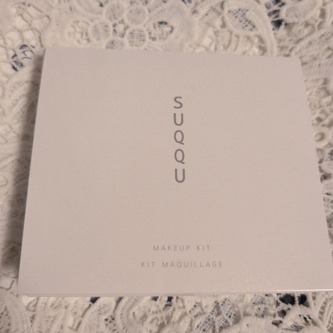 SUQQU　メイクアップ キット 光飾 (2025 ホリデー コレクション)