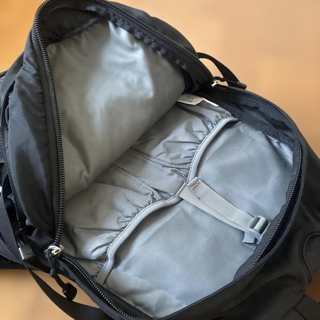 【名無しの太郎】希少！ 旧モデル ノースフェイス ホットショット