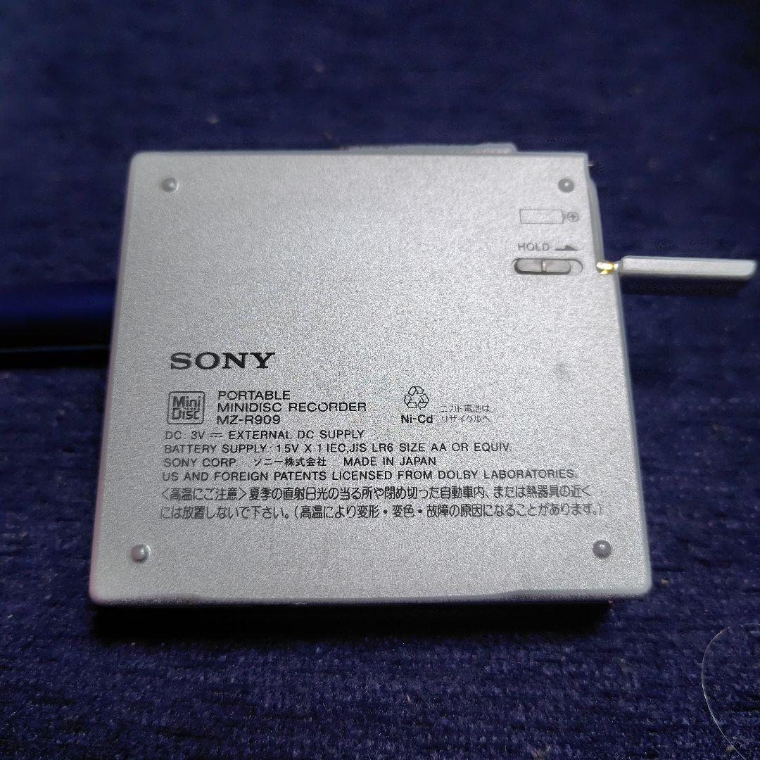 SONY 録音再生MDウォークマン MZ-R909 シルバー