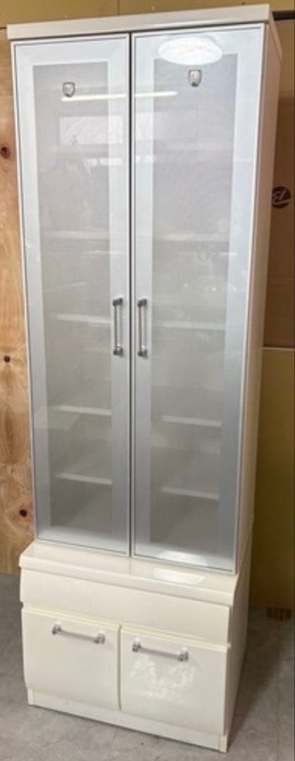 [品川区直接取引き限定] ホワイト 食器棚