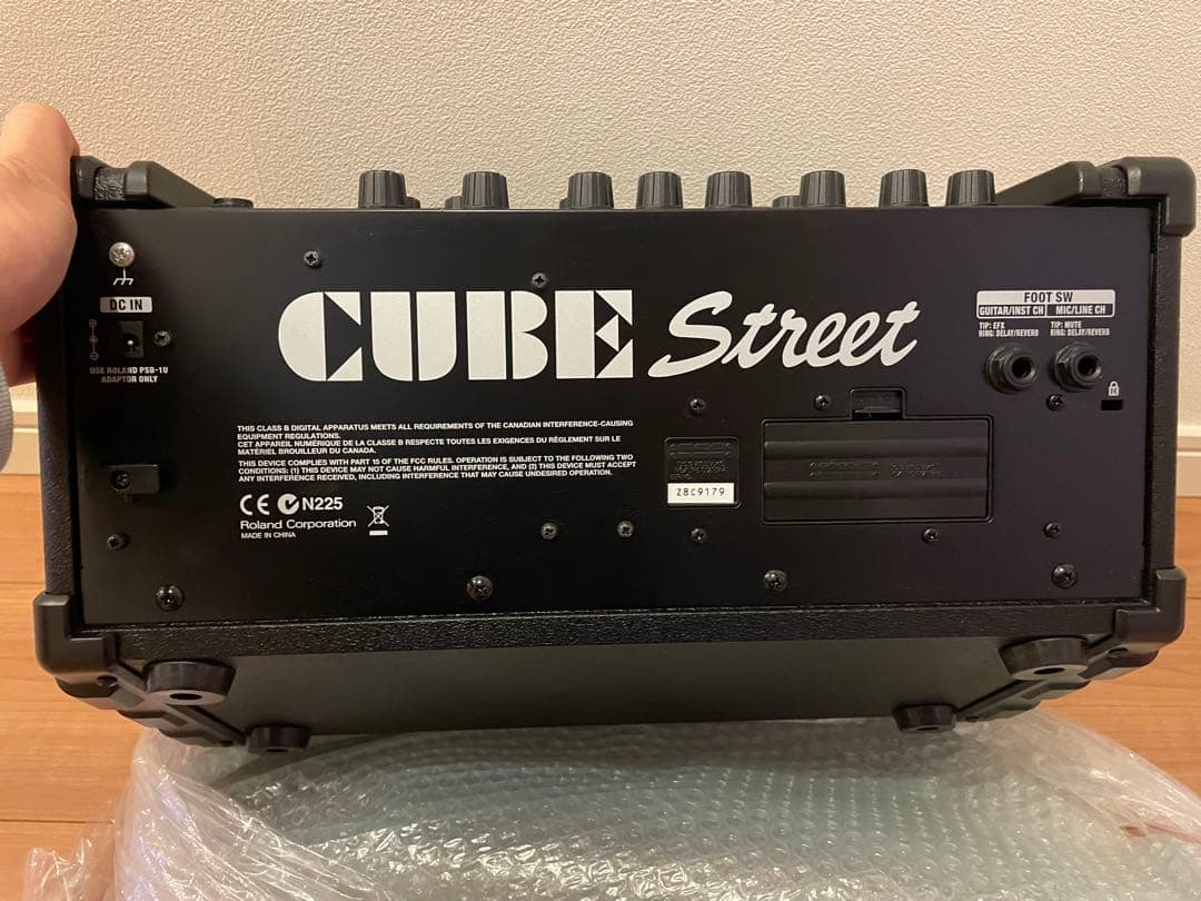 アンプ Roland CUBE Street