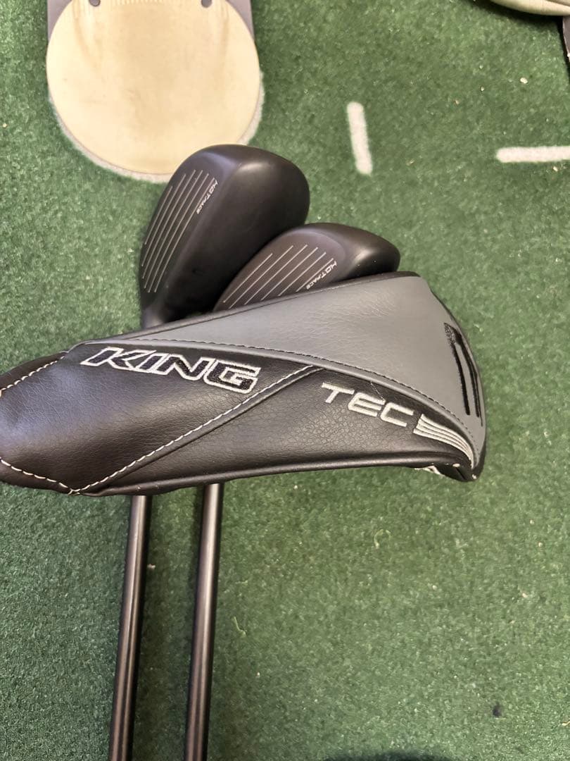 *ozy* コブラ　ダークスピードユーティリティクラブ 4H 5H