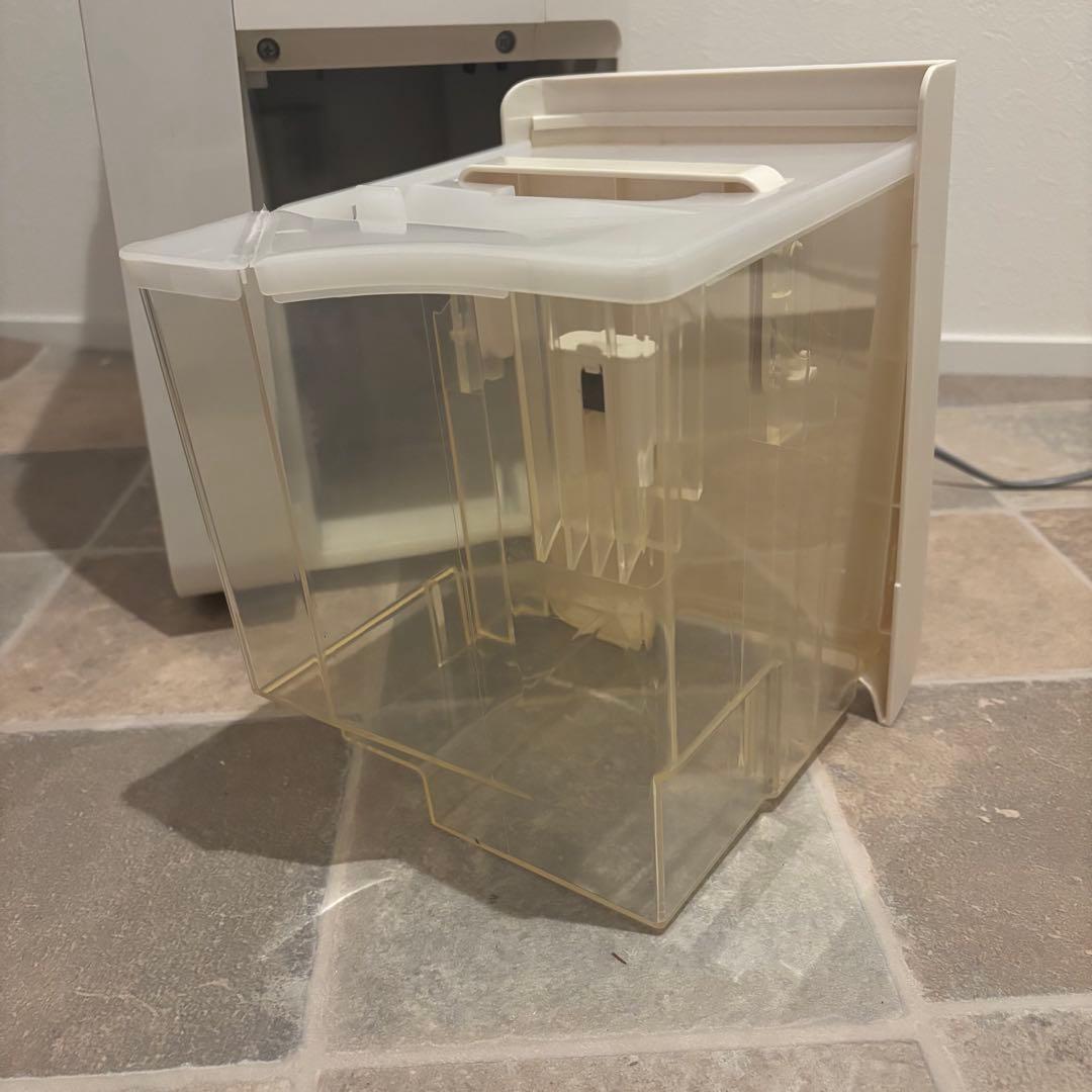 SHARP 衣類乾燥/除湿 CV-J120