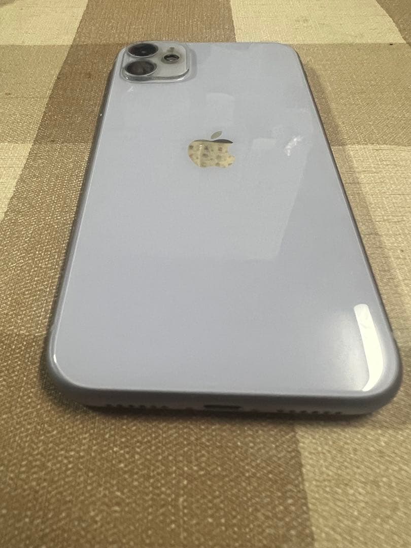 Apple iPhone 11 パープル　64GB docomo