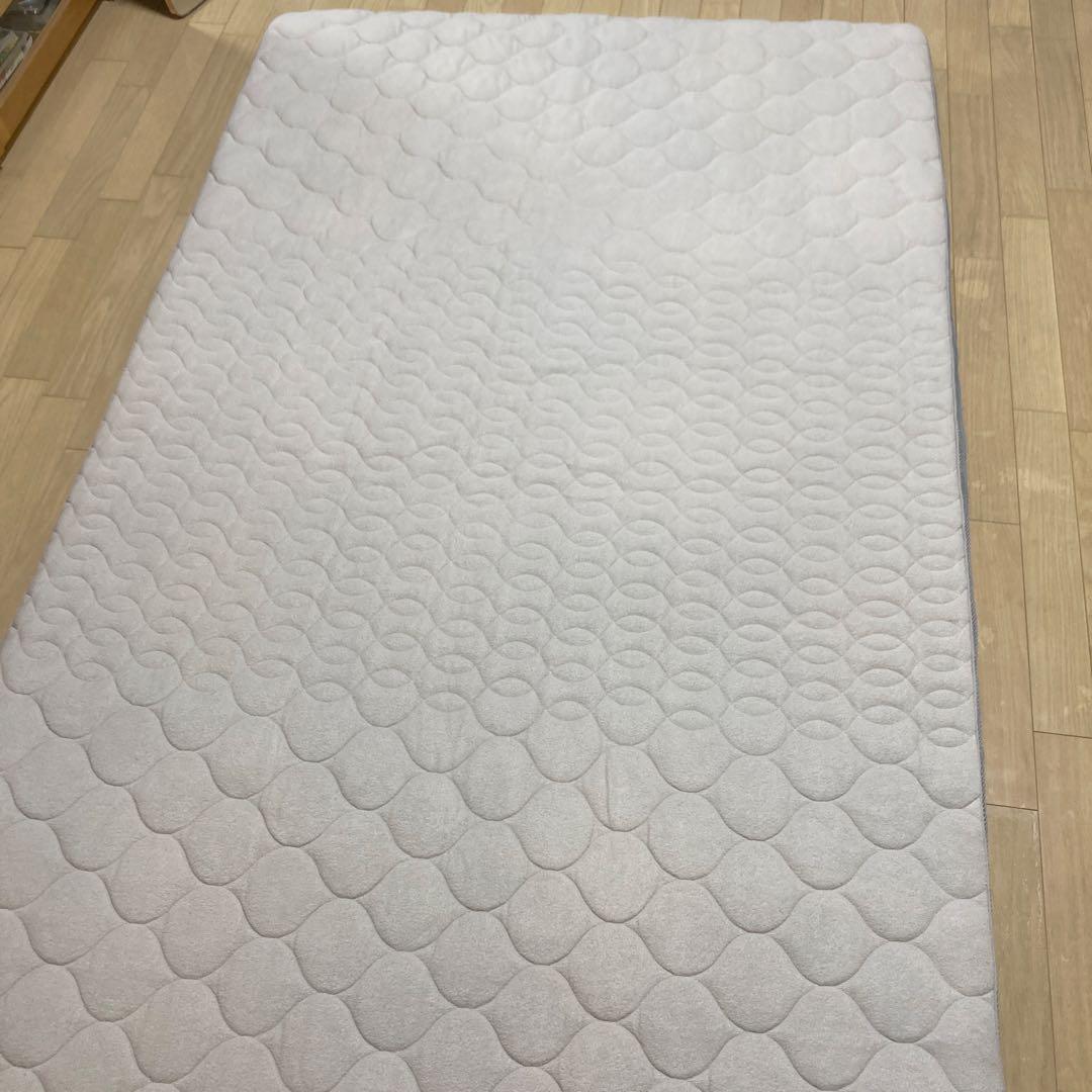 【値下げ】ブレスエアー敷布団（カバー付き）　セミダブル