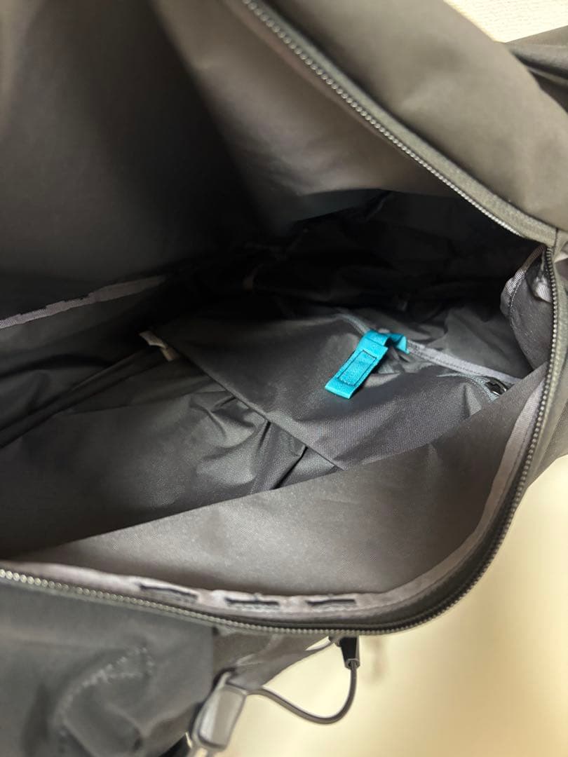 専用【美品】Arc'teryx マンティス30 アークテリクス黒バックパック