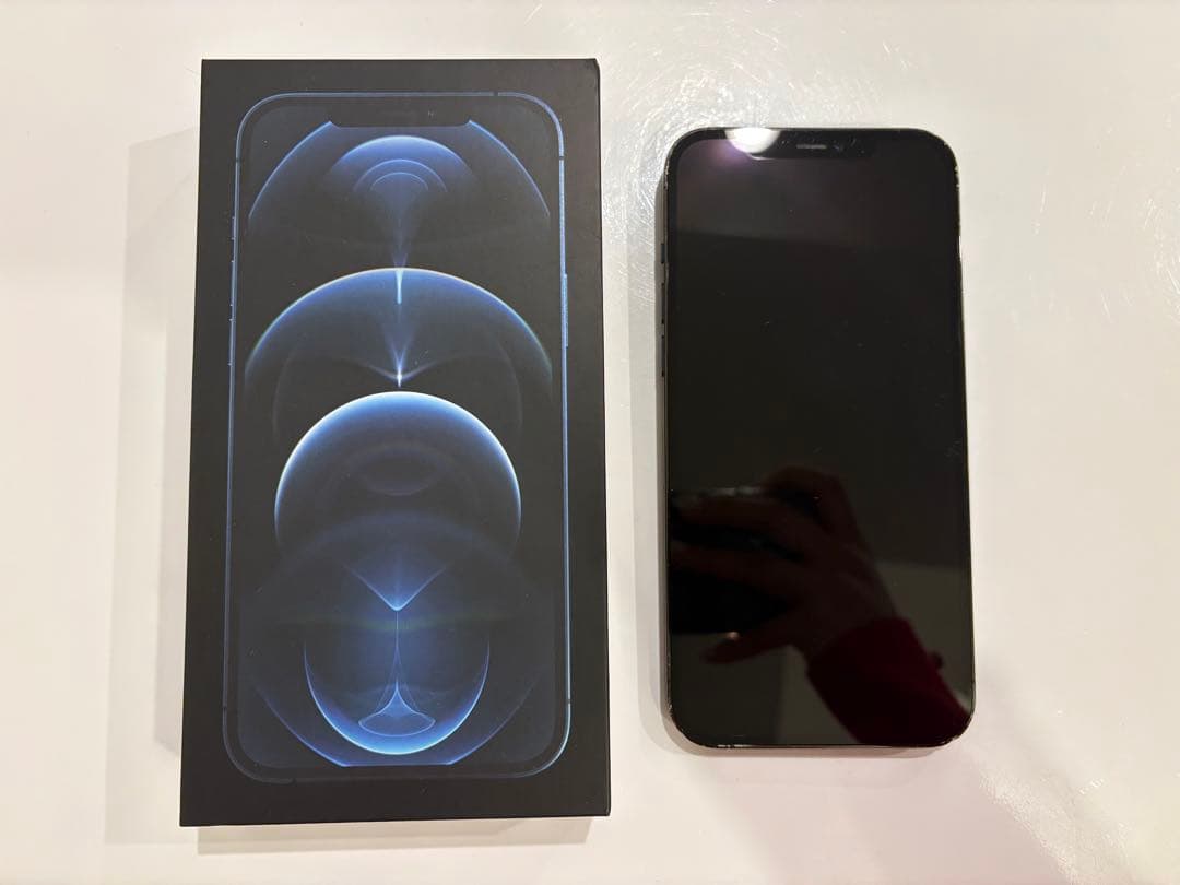 iPhone12 Pro Max 本体