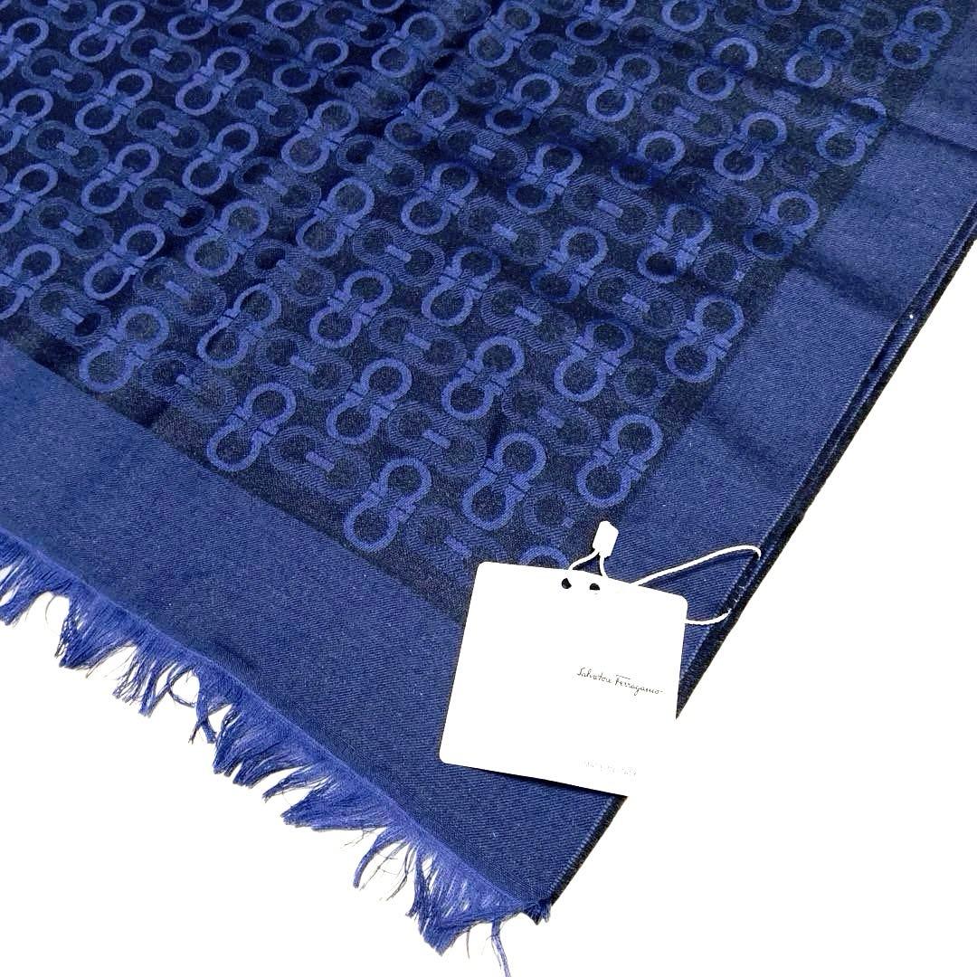 Salvatore Ferragamo ストール