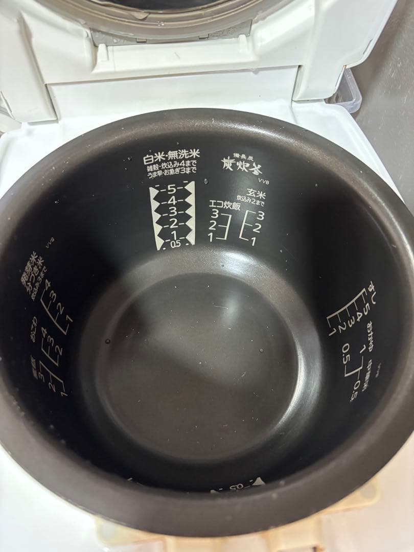 三菱IH炊飯器 5.5合 炭炊釜 NJ-VVB10-W