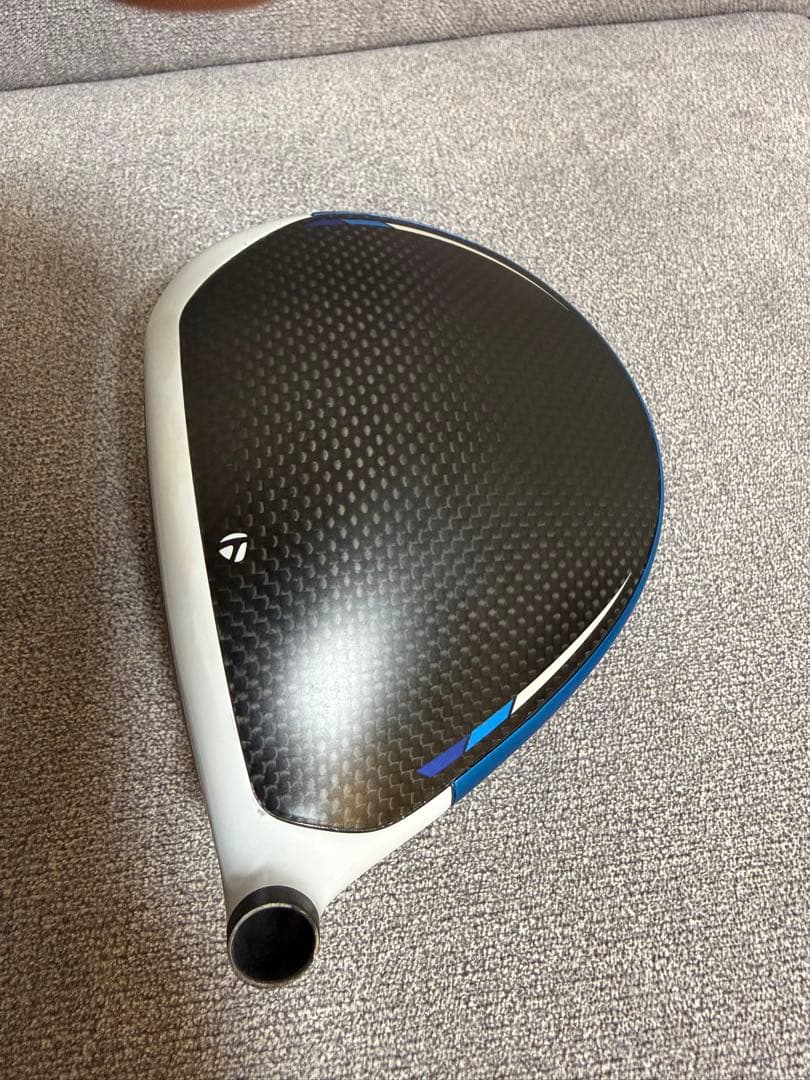 テーラーメイド　SIM２　ヘッドカバー付　右打