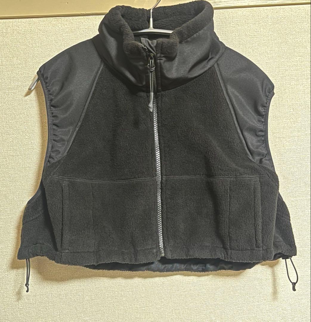 トップス HYKE 23AW fleece cropped vest