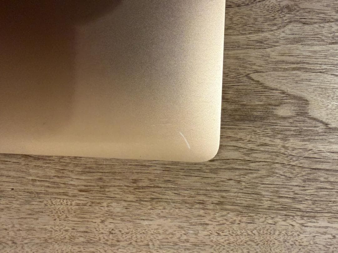 MacBook Air M1 ゴールド 8GB/256GB（傷をご確認下さい）