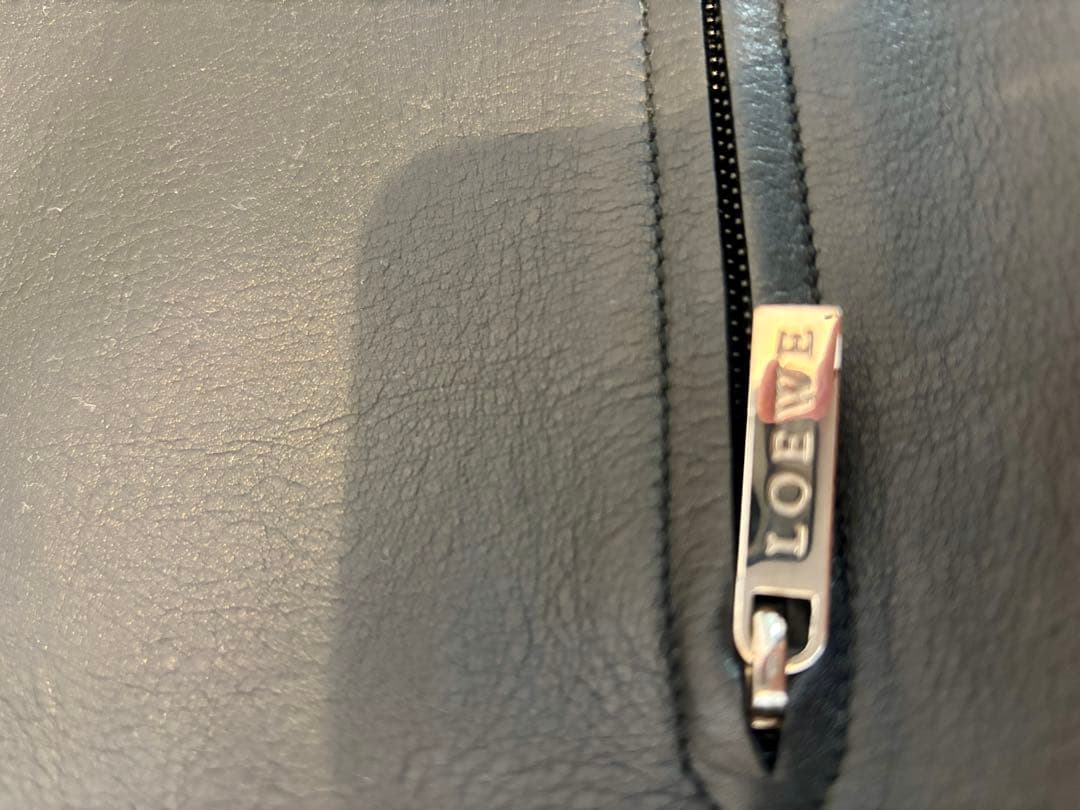 LOEWE ロエベ レザーショルダーバッグ 正規品 GILT購入