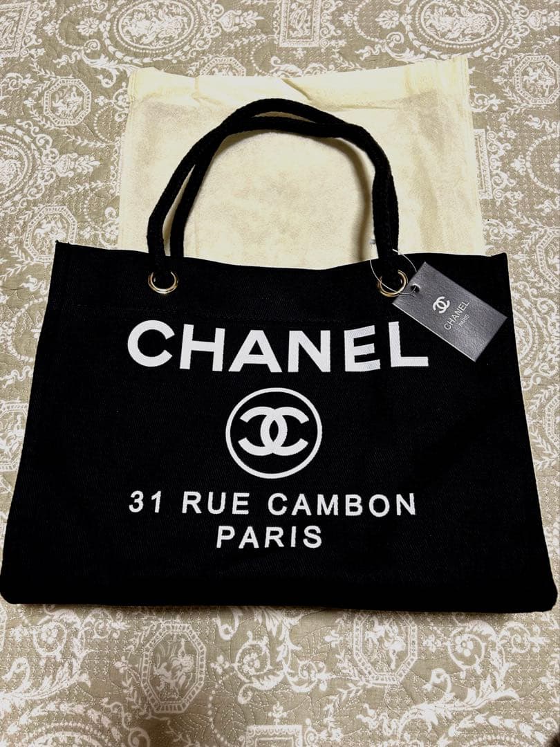 CHANELシャネル　ノベルティ　キャンバストートバッグ新品