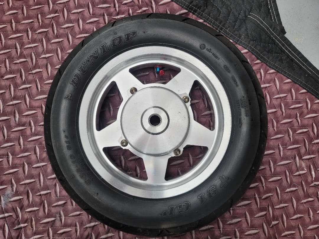 【廃盤品】3WF用10インチリアホイール BMF アルミ ハブ付き タイヤ付き