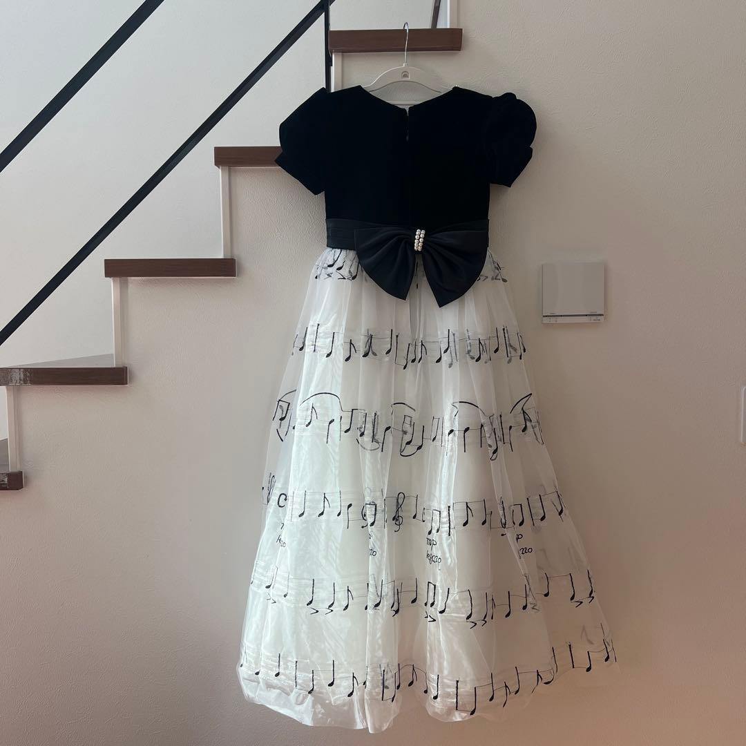 ピアノ発表会音符ドレス
