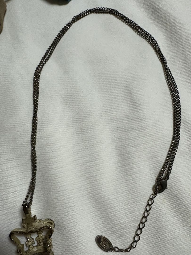 ジェーンマープル 鍵王冠ネックレス