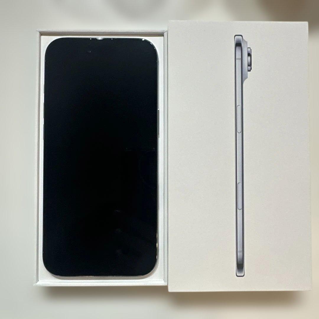 【美品】Apple iPhone Air スカイブルー 本体 充電ケーブル箱あり