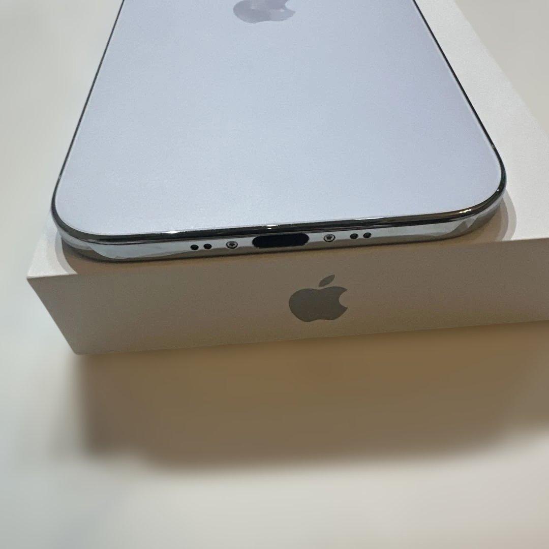 【美品】Apple iPhone Air スカイブルー 本体 充電ケーブル箱あり