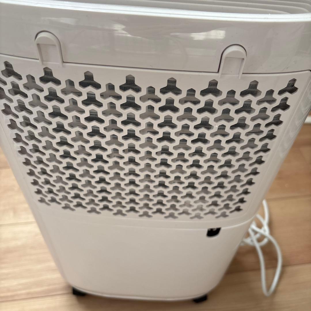 除湿機 コンプレッサー式 【除湿量11L 木造24畳・鉄筋48畳】