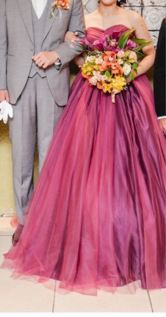 ウェディングカラードレス