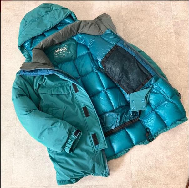 美品 NANGA MOUNTAIN BELAY CORT ダウン/JP:S