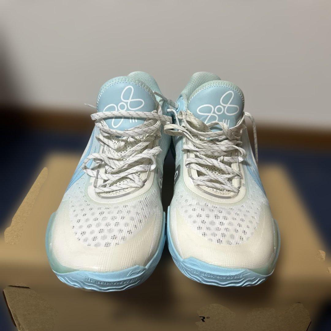 バスケットボールシューズ ホワイト/ブルー