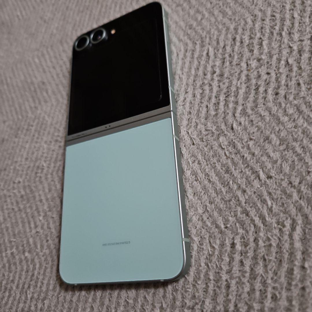 L*様 国内SAMSUNG Galaxy Z Flip6 256GB ミント