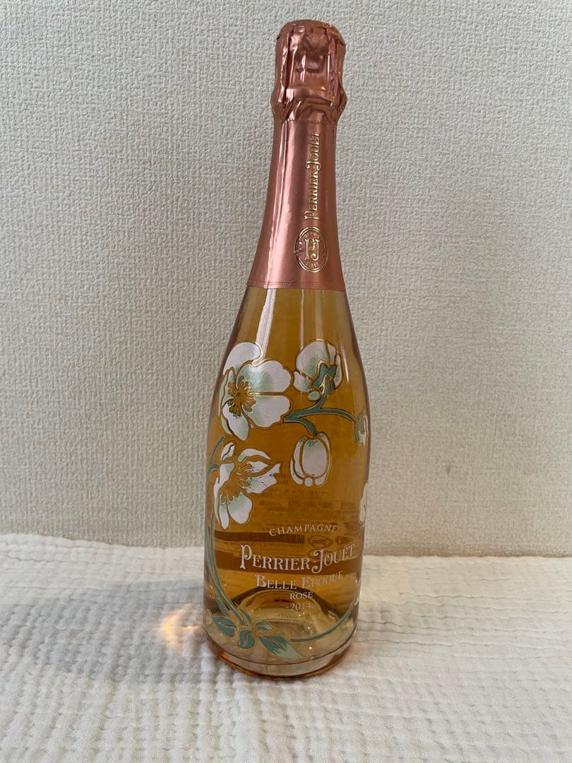 ベルエポックロゼ　シャンパン 750ml