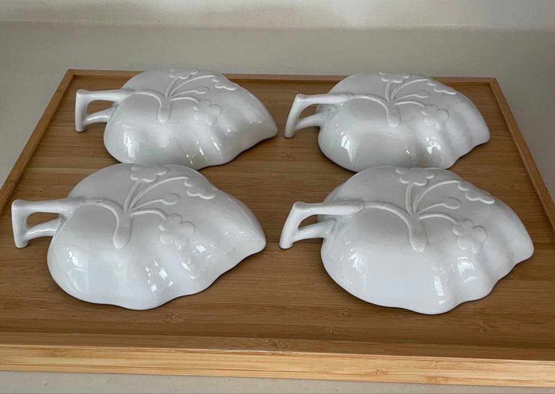 ☆未使用☆アーティスティックセイトー•フラワーチャイルド/リーフ型ディッシュ☆