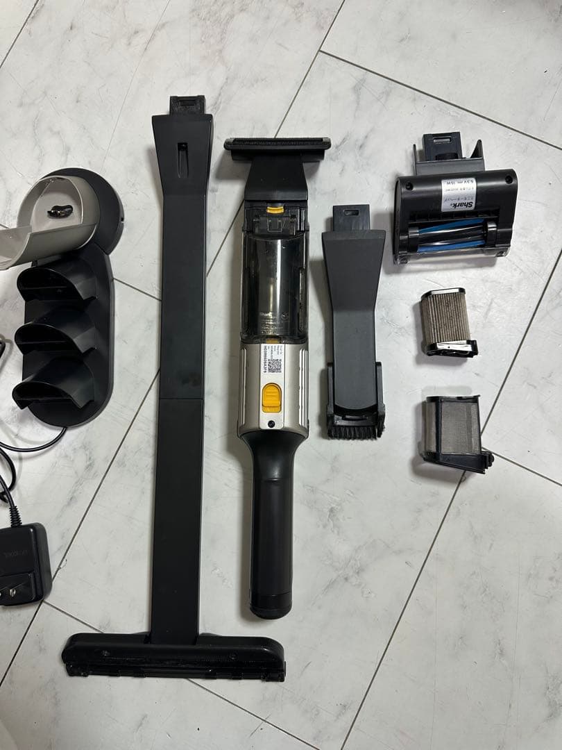 Shark シャーク　コードレススティッククリーナー WV406JJG 本体