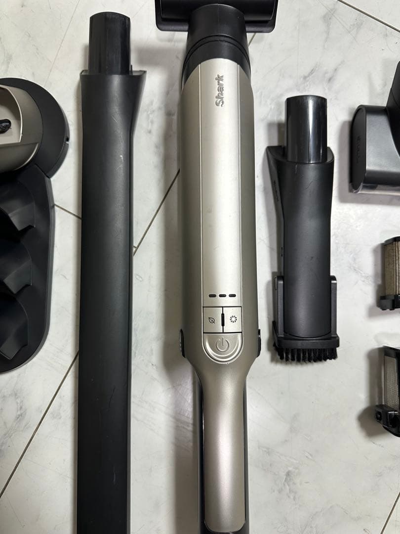 Shark シャーク　コードレススティッククリーナー WV406JJG 本体