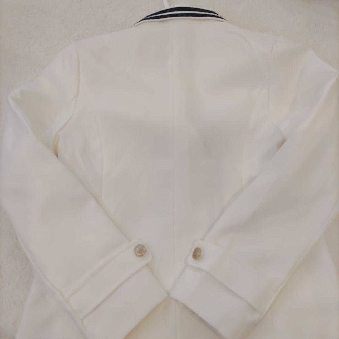 卒服　ホワイトジャケット＆ショートパンツ