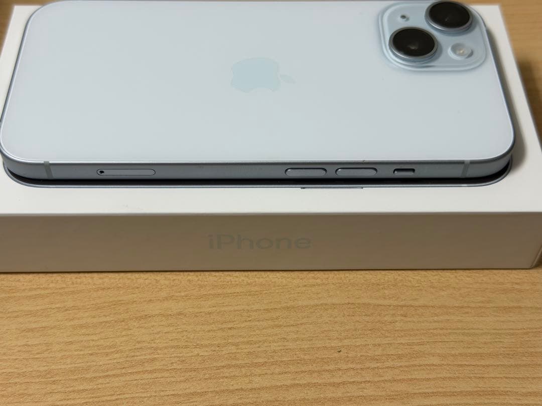 iPhone 15 ブルー 128GB バッテリー88%
